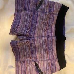 Lululemon size 4. Like new!!!! Only worn a handful of times!!